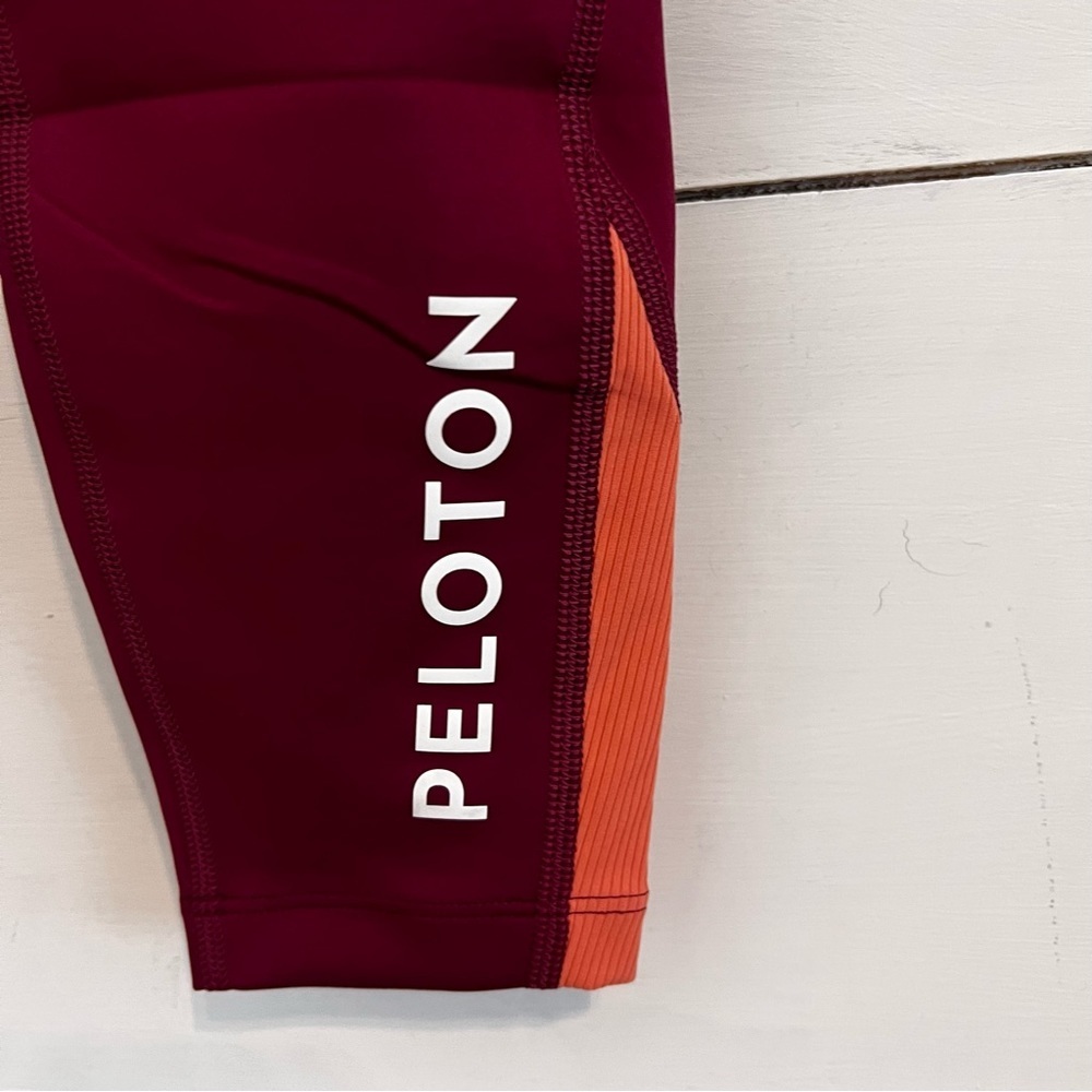 Peloton Move Rib Insert Leggings. Size Small. NWT - Picture 4 of 12